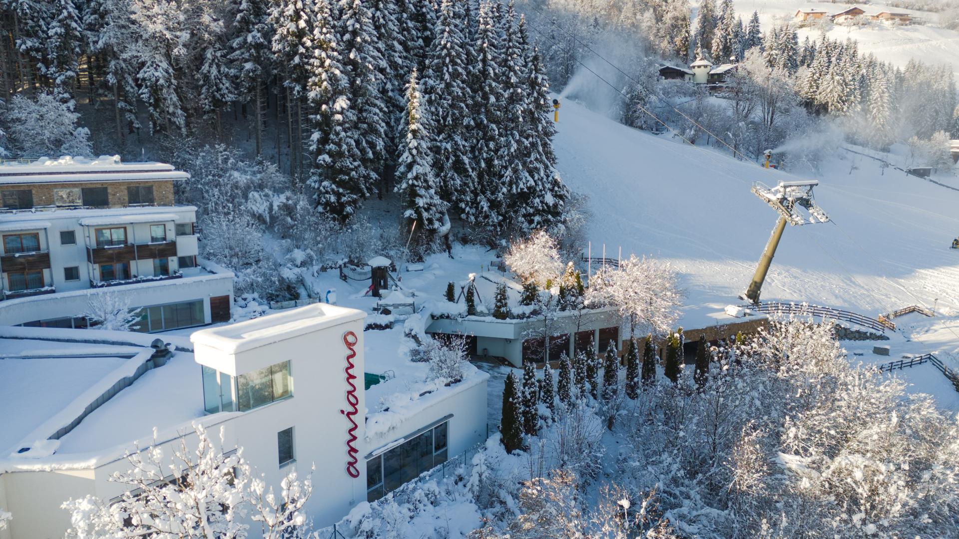 Lage an der Skipiste