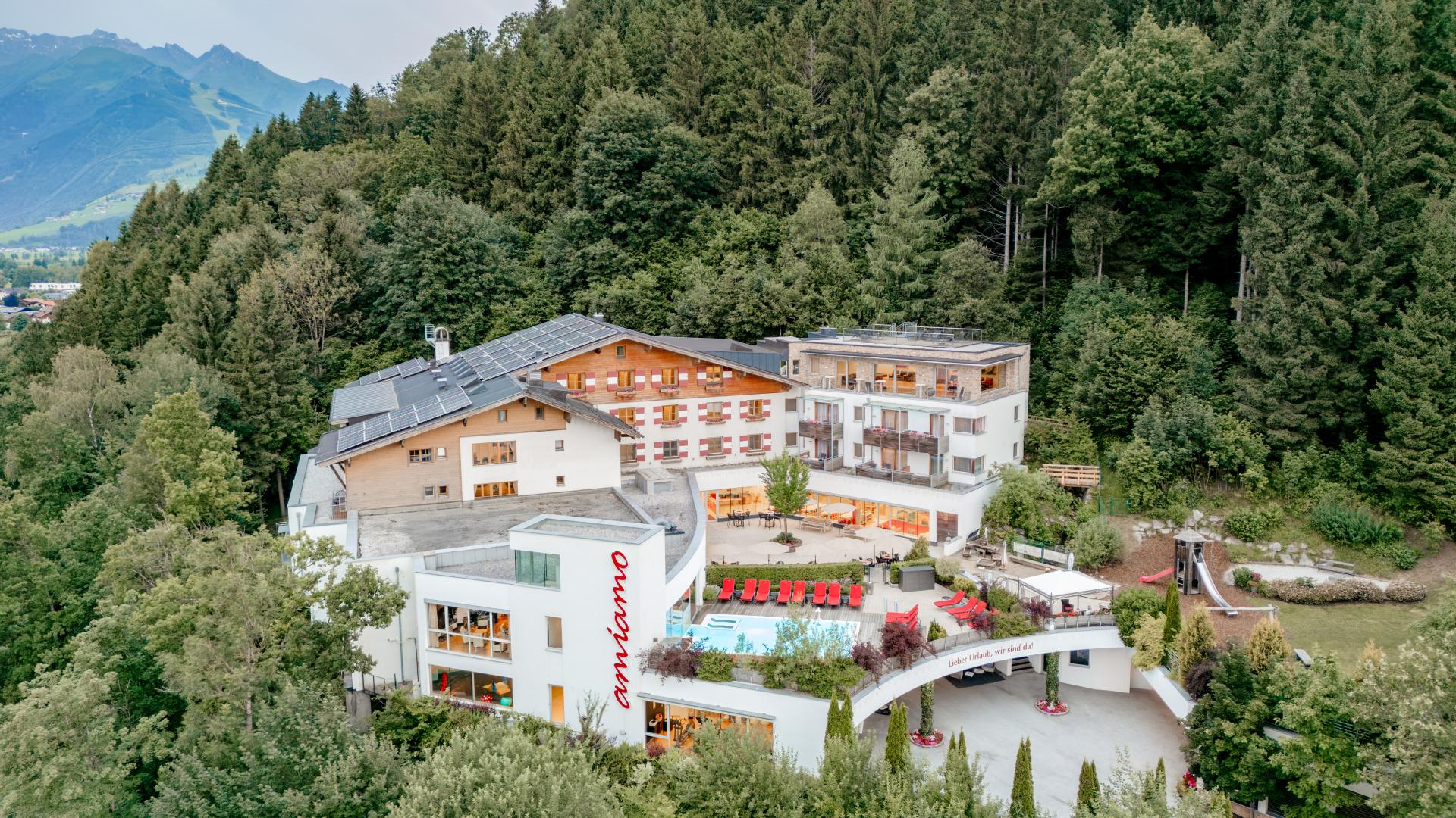 Hotel amiamo im Sommer