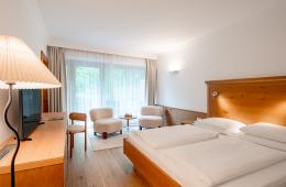 DSC05398-Bearbeitet DSC05398-Bearbeitet