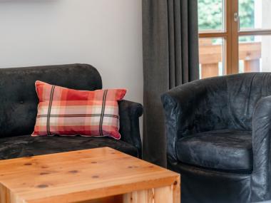 9020-8-suite-208-amiamo-mood