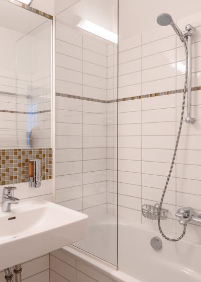 9006-10-app-almrausch-amiamo-bad-wanne 9006-10-app-almrausch-amiamo-bad-wanne