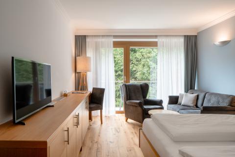 amiamo-SarahFellner-Kitzsteinhorn-links-1