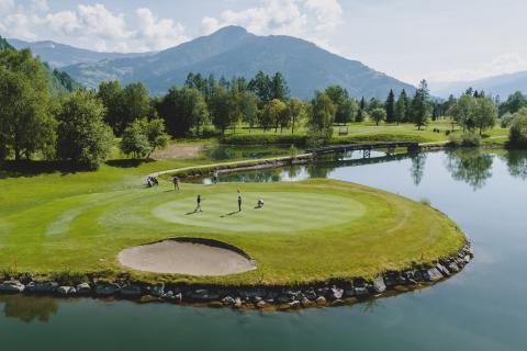 Abwechslungsreicher_Golfkurs_mit_Panorama_c_Zell_am_See-Kaprun_Tourismus.6ad72246_original