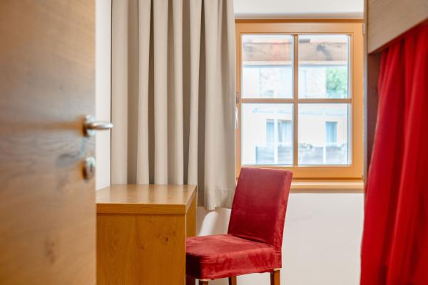 9005-5-app-amanda-amiamo-mood