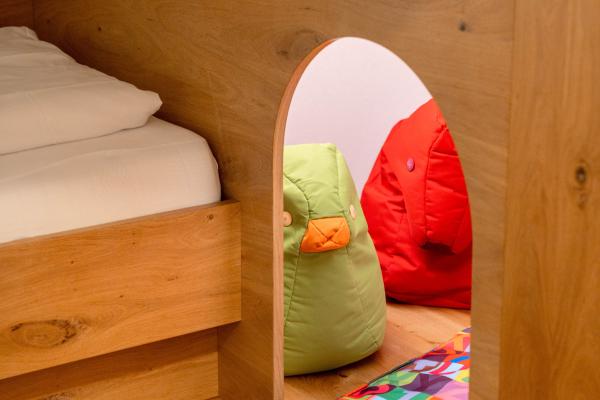 9012-13-app-maiskogel-304-amiamo-mood-kinderzimmer