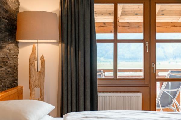 9020-9-suite-208-amiamo-mood