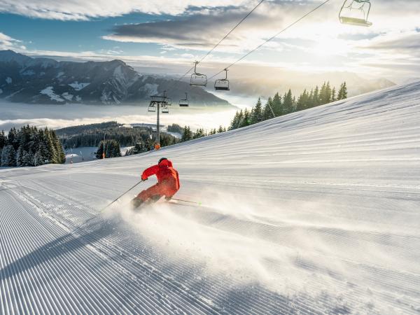Skifahren auf der Schmittenh&ouml;he - Skiing on the Schmittenh&ouml;he (c) Zell am See-Kaprun Tourismus.3c91d63b_original